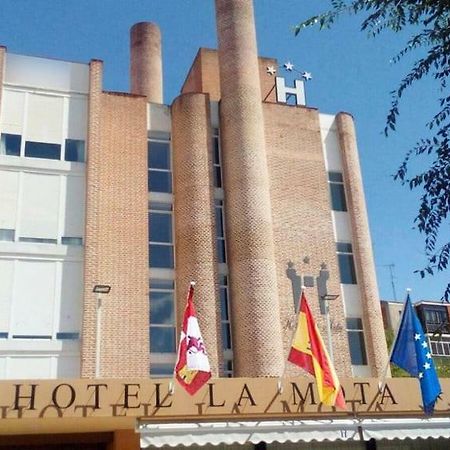 Hotel La Mota By Punta25 Hotels Group مدينا ديل كامبو المظهر الخارجي الصورة