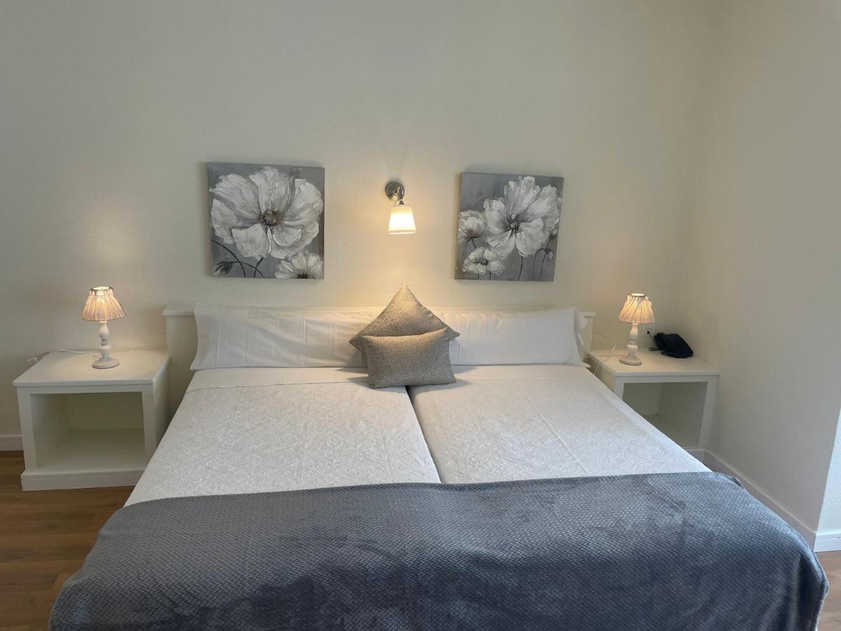 Hotel La Mota By Punta25 Hotels Group مدينا ديل كامبو المظهر الخارجي الصورة