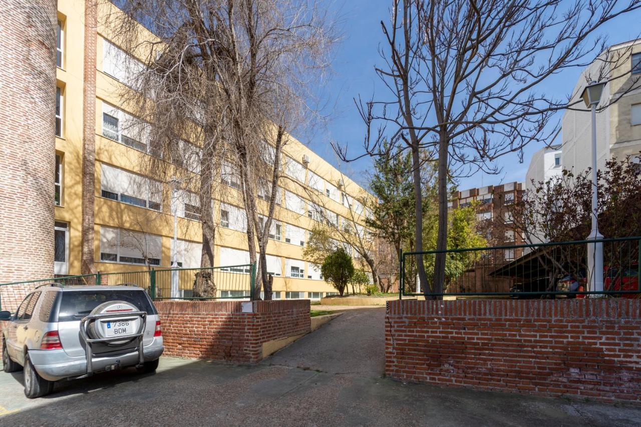 Hotel La Mota By Punta25 Hotels Group مدينا ديل كامبو المظهر الخارجي الصورة