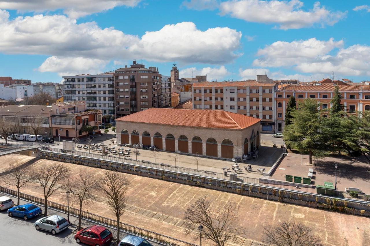 Hotel La Mota By Punta25 Hotels Group مدينا ديل كامبو المظهر الخارجي الصورة