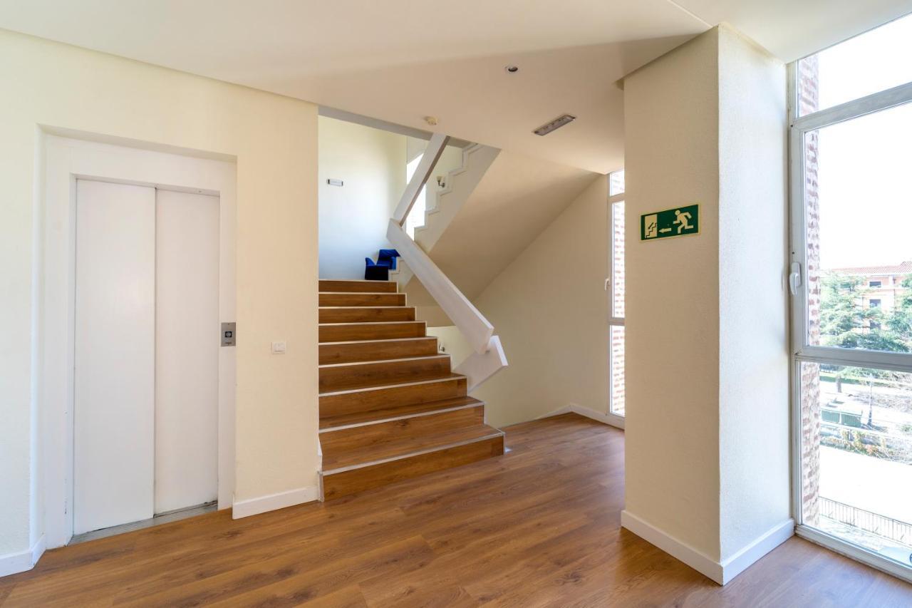 Hotel La Mota By Punta25 Hotels Group مدينا ديل كامبو المظهر الخارجي الصورة