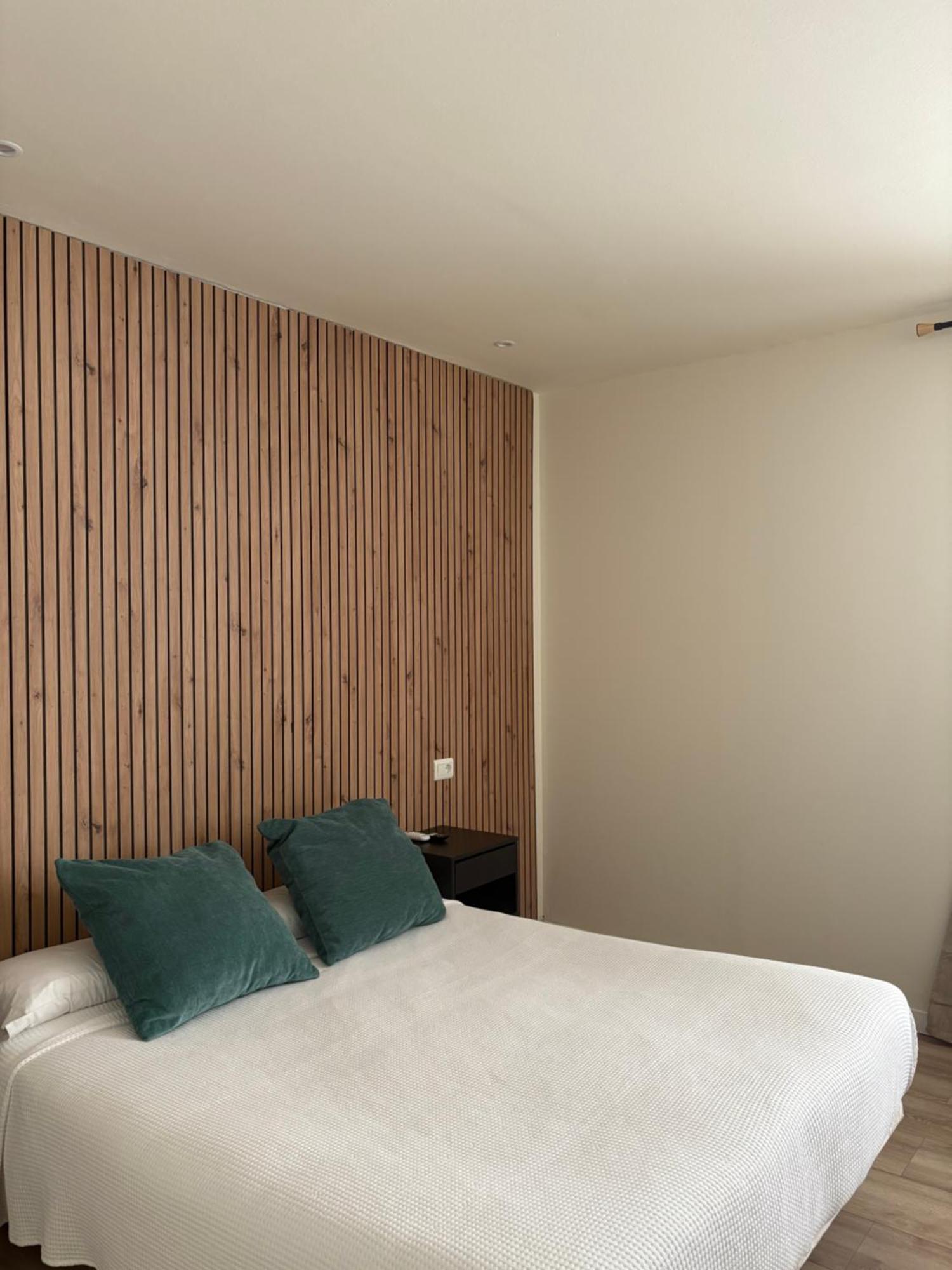 Hotel La Mota By Punta25 Hotels Group مدينا ديل كامبو المظهر الخارجي الصورة