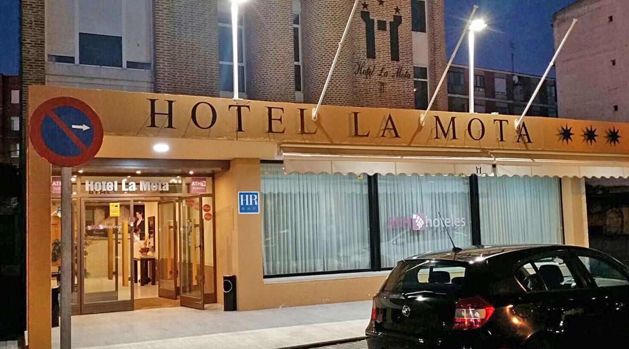 Hotel La Mota By Punta25 Hotels Group مدينا ديل كامبو المظهر الخارجي الصورة