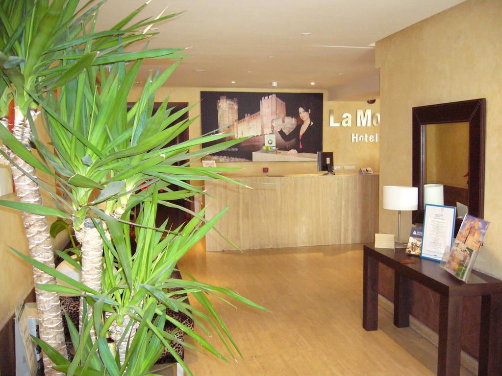 Hotel La Mota By Punta25 Hotels Group مدينا ديل كامبو المظهر الخارجي الصورة